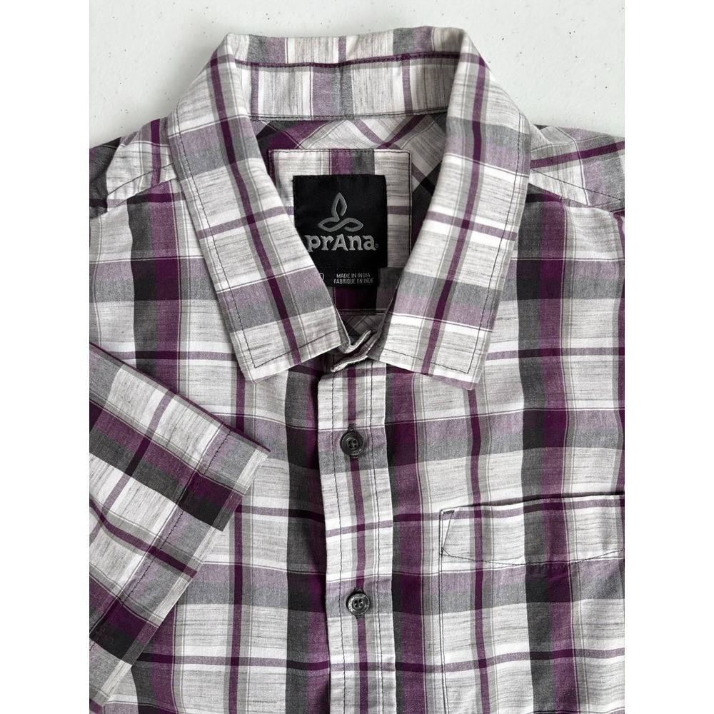 Prana Men's Medium Purple Gray White Plaid Casual‎ Short Sleeve Button Up Shirt